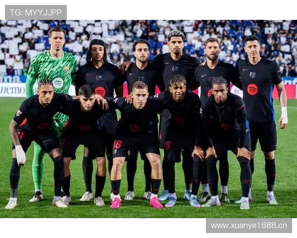 国米阵容老化风险显现,是否对赛季关键战能力形成制约 国米阵容老化风险显现,是否对赛季关键战能力形成制约