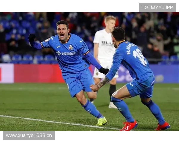 AC米兰高位压迫反噬，防线频频被打穿，防守稳定性面临考验