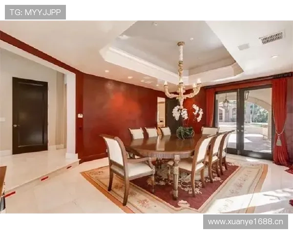 恩佐·费尔南德斯在豪宅厨房煮泡面，这反差感笑抽我了